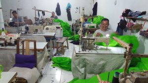 Kenali bahan yang tepat serta recommended untuk baju seragam kantor, (maklun konveksi seragam gamis Soreang, Bandung WA 0812-9790-0062)